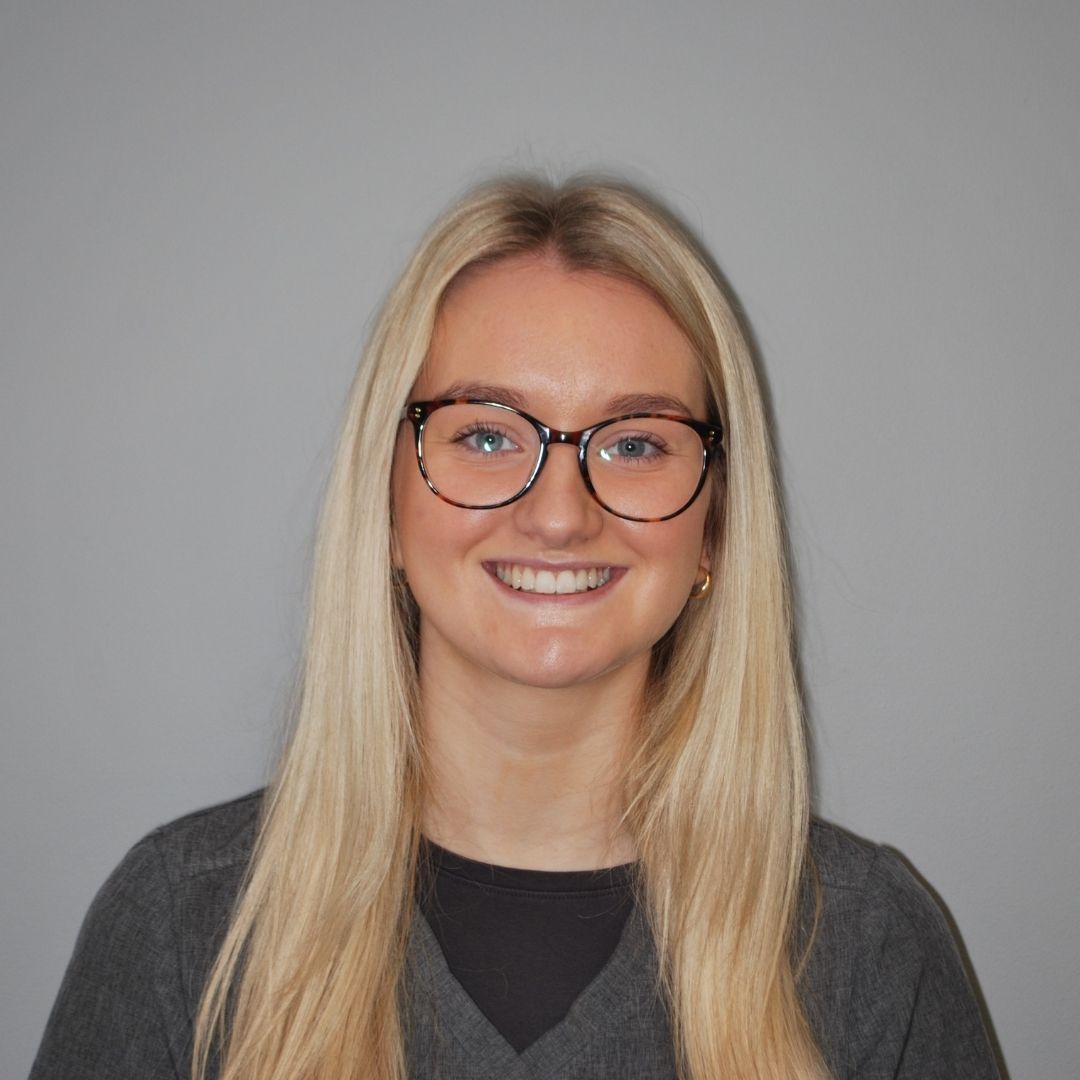 ennis orthodontics team dental nurse- Joanne